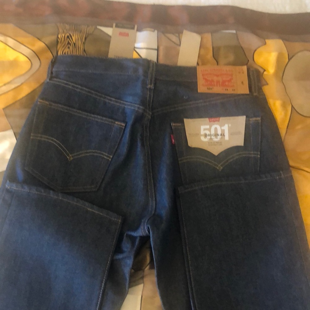 501 Levi’s dark blue